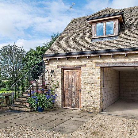 Exquisite Coach House Near Silverstone & Stowe Lägenhet Buckingham Exteriör bild